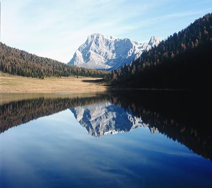 Lago Di Calaita Riflesso 